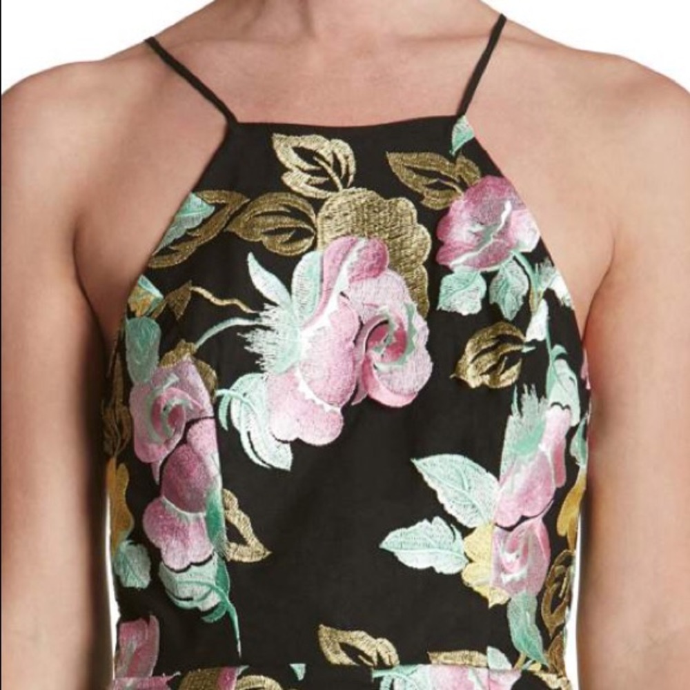 Embroidered Floral Romper - Picture 3 of 5